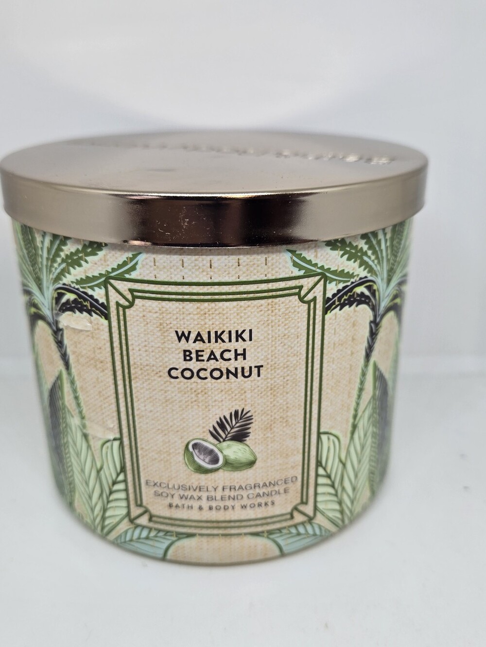 Bath & Body Works Waikiki Beach Coconut Candle - Green & Gold